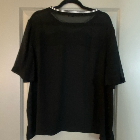 Sheer black top with white neckline - Picture 2 of 4